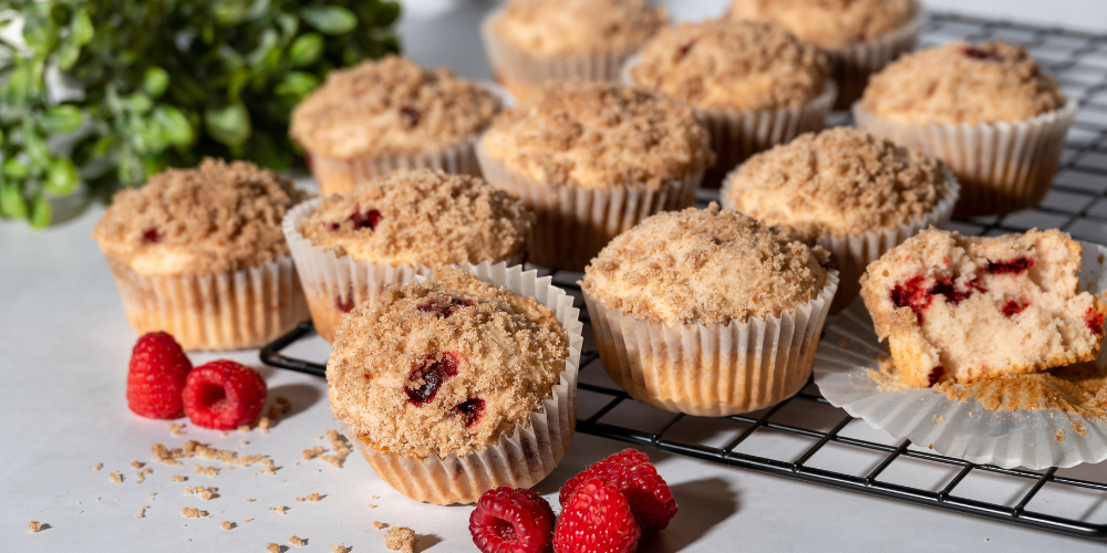 Vegan Raspberry Muffin Recipe with Vegan Crumble Topping